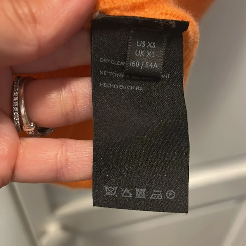 ✨ MAEVE Anthropologie ✨ Coral Orange Cashmere Cropped Sweater Tank Top XS $98 - Picture 8 of 9